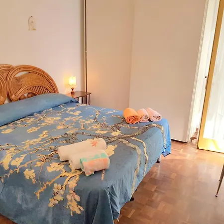 With Private Garage Apartment